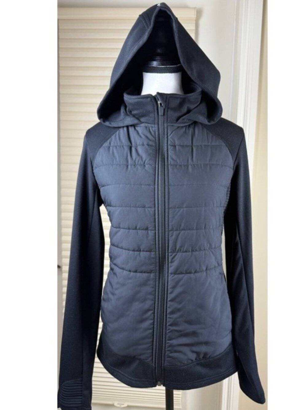 Tuff Athletics Primaloft Puffer Jacket Womens M Lightweight Hooded Black - Picture 2 of 15